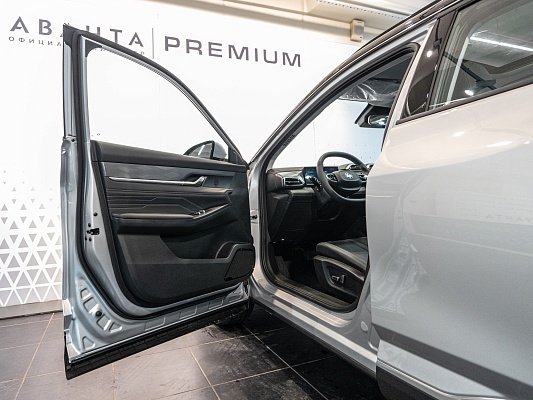 Dongfeng Mage Progressive 1.5 AMT Silver Black