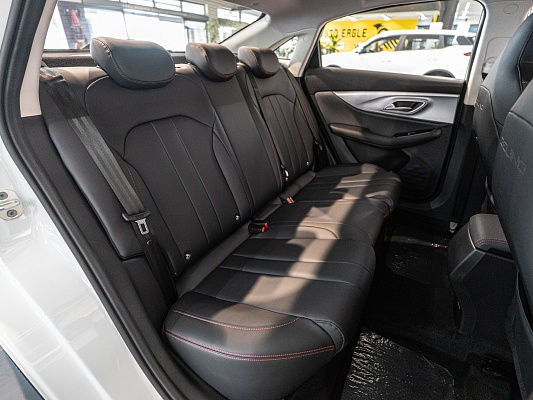 BAIC U5 Plus Luxury 1.5 CVT White 1